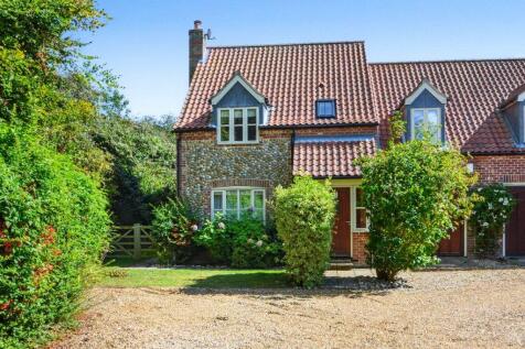 4 bedroom semi-detached house for sale