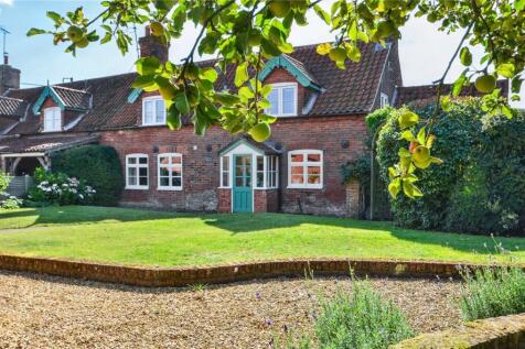Pockthorpe, Norfolk 3 bed end of terrace house for sale