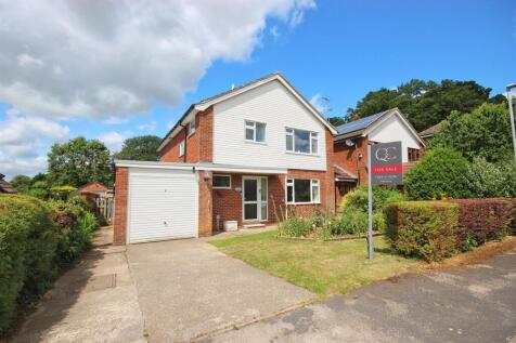 Elmfield Drive, Brandesburton 3 bed detached house for sale