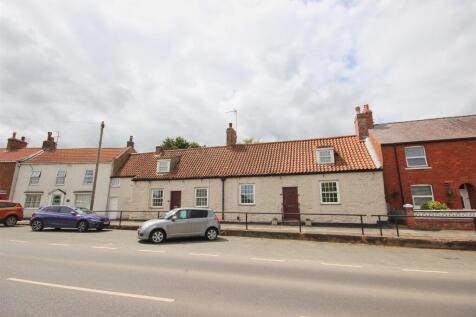 Southgate, Hornsea 1 bed terraced house for sale