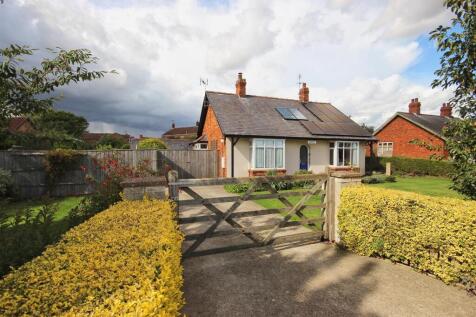 New Road, Brandesburton 3 bed detached bungalow for sale