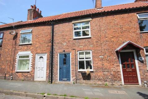 15 Seaside Road, Aldbrough 2 bed terraced house for sale