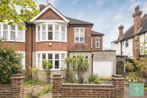 4 bedroom semi-detached house for sale