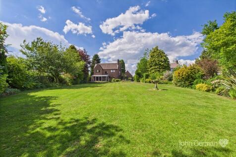 Windmill Lane, Ashbourne 3 bed detached house for sale