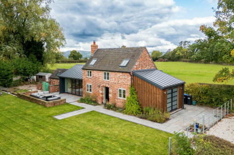 Green Lane, Norbury 3 bed detached house for sale