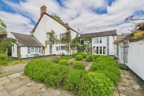 Derby Road, Ashbourne 4 bed detached house for sale