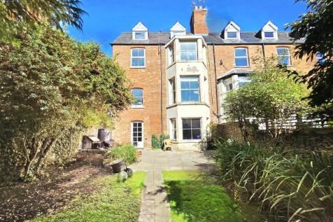 Banbury Road, Brackley 4 bed townhouse for sale