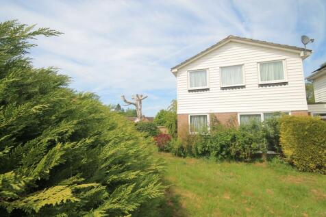 Liss 4 bed detached house for sale