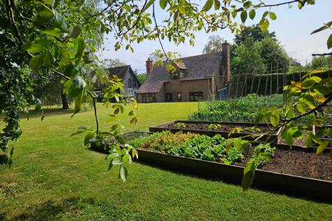 Oxford OX33 3 bed detached house for sale