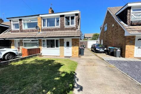 Summertrees Road, Ellesmere Port 3 bed semi