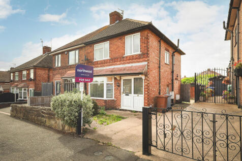 Buxton Road, Chaddesden, Derby, DE21 3 bed semi
