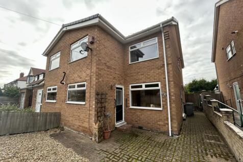 Noctorum Avenue, Prenton, Merseyside... 3 bed semi