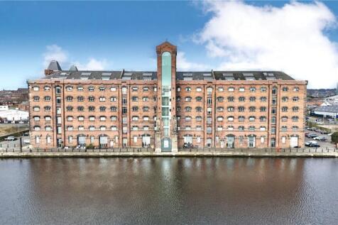 Dock Road, Birkenhead, Merseyside, CH41 3 bed apartment for sale