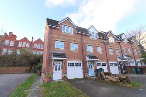 Merlin Road, Prenton, Wirral, CH42 3 bed end of terrace house for sale
