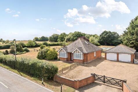 Maidstone Road, Marden 2 bed detached bungalow for sale