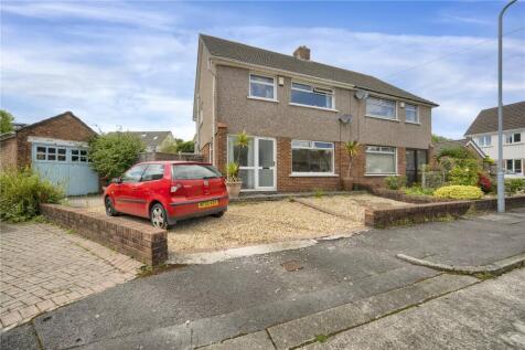 Semi-detached house for sale