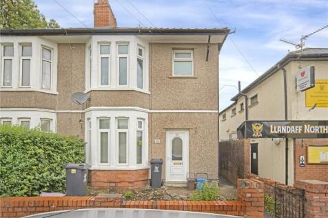 2 bedroom semi-detached house for sale