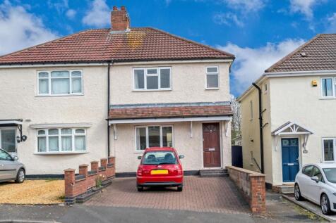 Broadway, Hednesford, Cannock WS12 3 bed semi