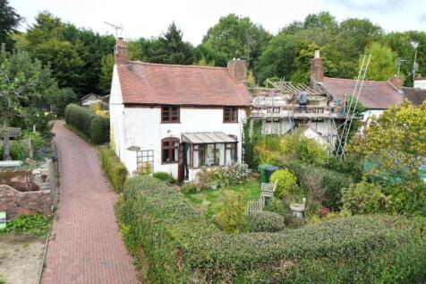 Holy Cross Green, Clent, Stourbridge... 3 bed cottage for sale