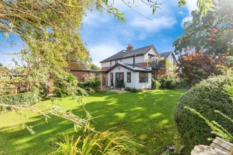 Woodcock Estate, Preston PR5 3 bed semi