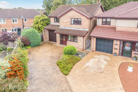 Windsor Gardens, Preston PR3 3 bed detached house for sale