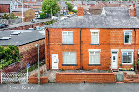 Park Lane, Stockport SK1 2 bed end of terrace house for sale