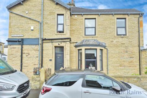 St. Matthew Street, Lancashire BB11 5 bed end of terrace house for sale