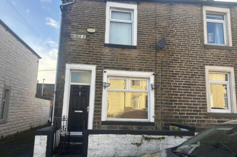 Melville Street, Lancashire BB10 2 bed terraced house for sale