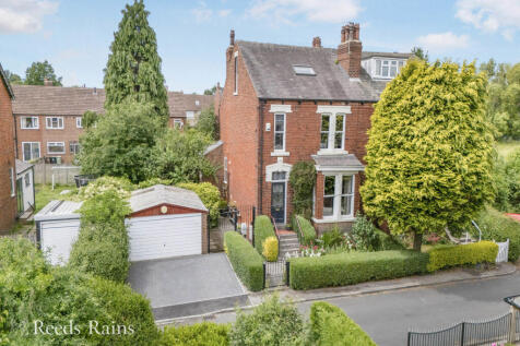 4 bedroom semi-detached house for sale
