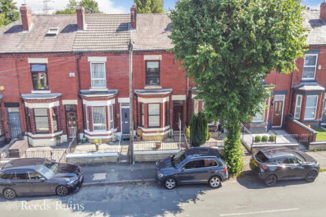2 bedroom terraced house for sale