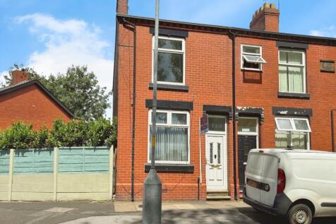 Chapel Street, Greater Manchester SK16 2 bed end of terrace house for sale