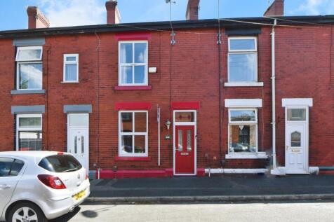 John Street, Greater Manchester SK14 2 bed terraced house for sale