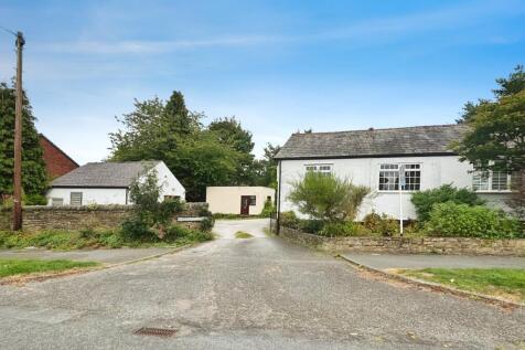 Knott Lane, Greater Manchester SK14 2 bed bungalow for sale