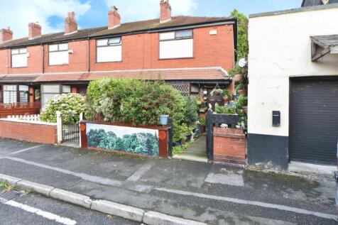 Wilson Street, Greater Manchester SK14 2 bed end of terrace house for sale