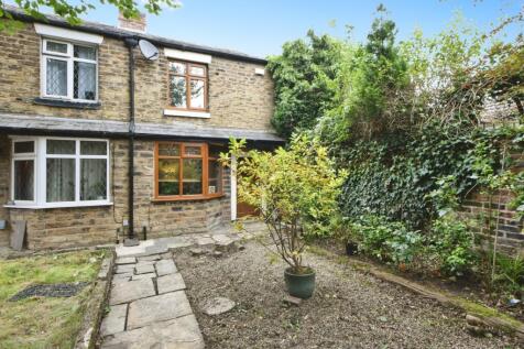 Mottram Road, Greater Manchester SK14 2 bed semi