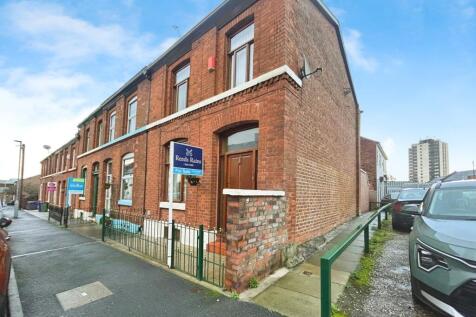 2 bedroom end of terrace house for sale