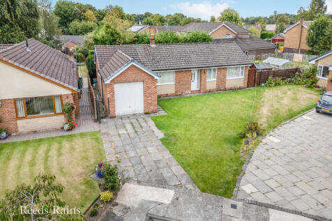 Lyndale Close, Lancashire PR25 4 bed bungalow for sale