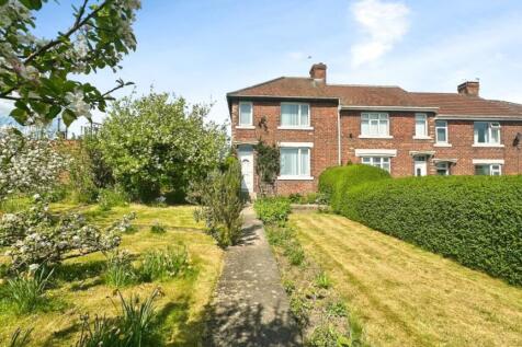 The Crescent, Chester Le Street DH2 3 bed end of terrace house for sale