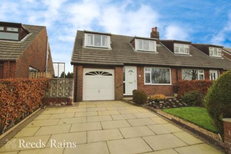 3 bedroom semi-detached house for sale