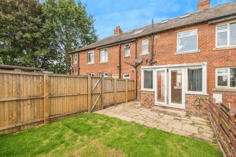 Frances Road, Dewsbury WF12 3 bed semi