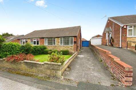 Almscliffe Avenue, West Yorkshire WF12 2 bed bungalow for sale