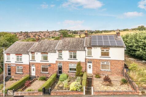 Pildacre Hill, West Yorkshire WF12 3 bed terraced house for sale