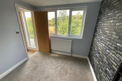 4 bedroom semi-detached bungalow for sale
