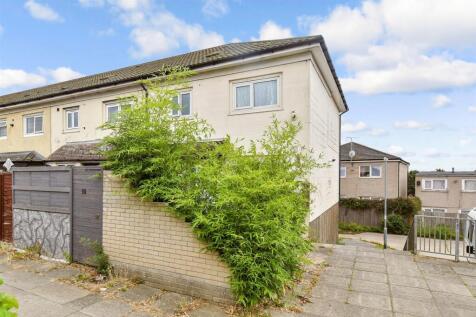 Sturrocks, Basildon, Essex 3 bed end of terrace house for sale