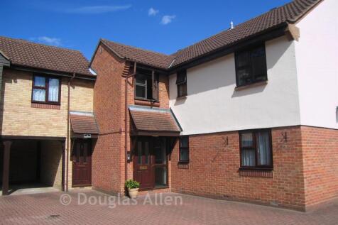 1 bedroom ground floor flat for sale