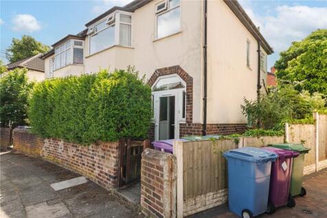 Mendip Road, Liverpool, Merseyside, L15 3 bed semi