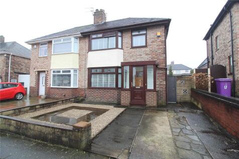 Christopher Way, Childwall... 3 bed semi