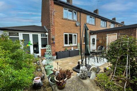 2 bedroom end of terrace house for sale