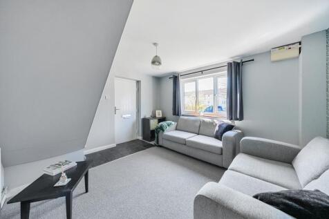 Headington,  Oxford,  OX3 2 bed end of terrace house for sale