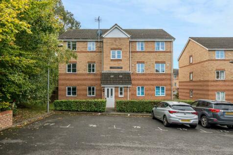 High Wycombe,  Buckinghamshire,  HP13 2 bed flat for sale